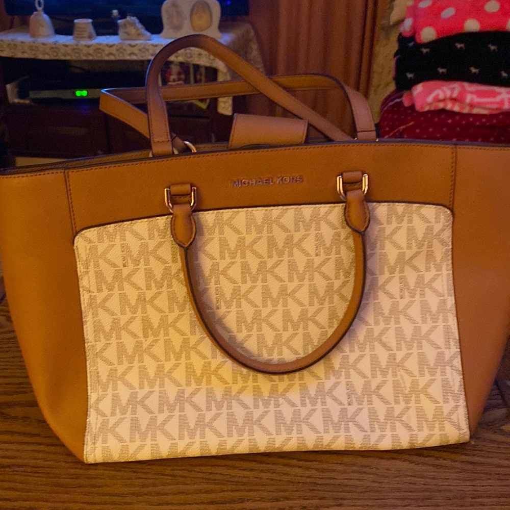Michael kor handbag